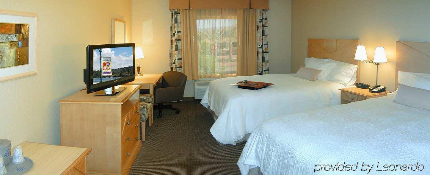 Hampton Inn & Suites Highland Сан Бернардино Екстериор снимка