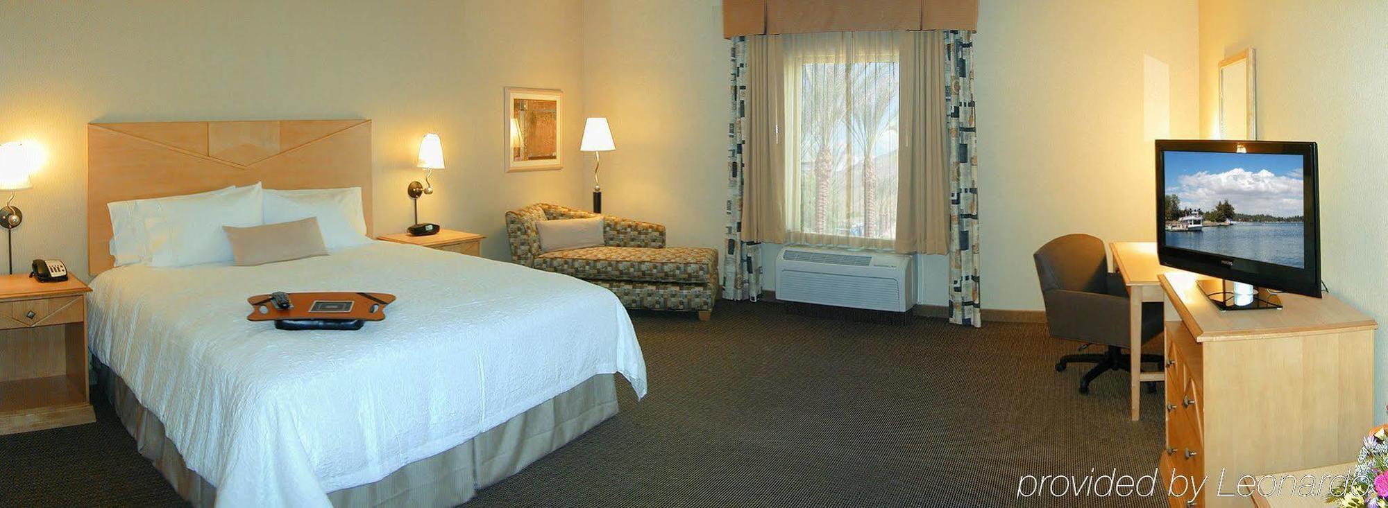 Hampton Inn & Suites Highland Сан Бернардино Екстериор снимка